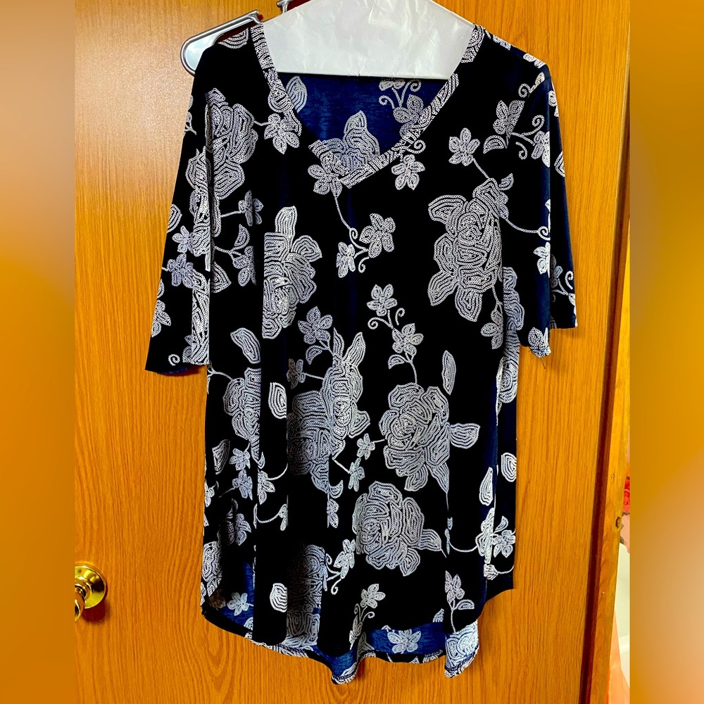 ❄️🌬️Women’s XL Top❄️🌬️ Winter Weather Sale